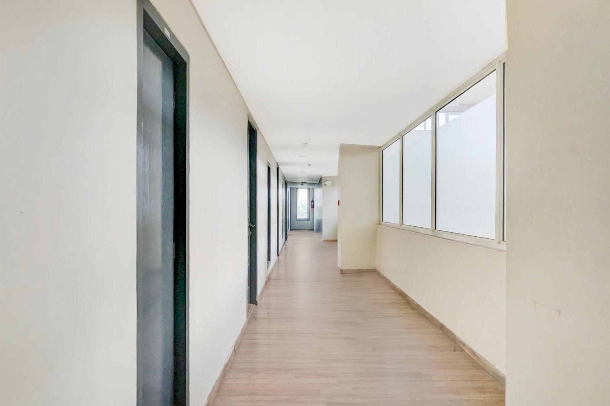 Super Townhouse Mg Road Pune Dış mekan fotoğraf