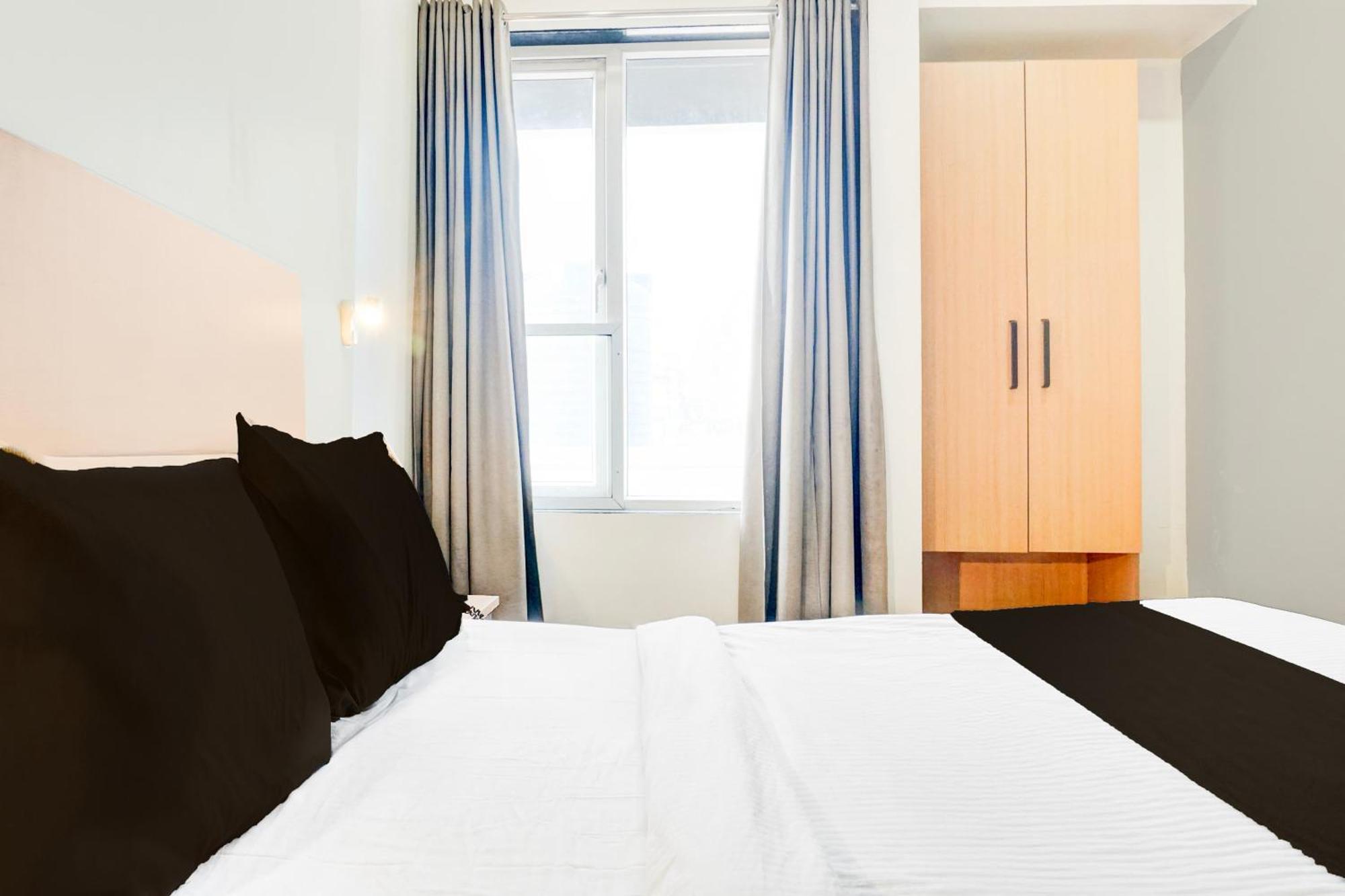 Super Townhouse Mg Road Pune Dış mekan fotoğraf