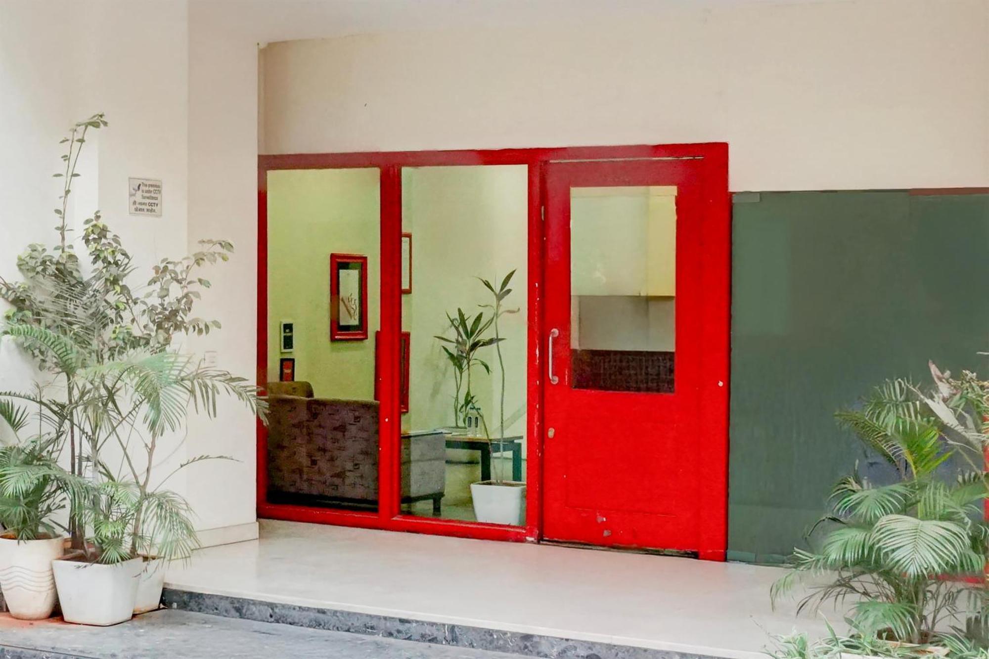 Super Townhouse Mg Road Pune Dış mekan fotoğraf